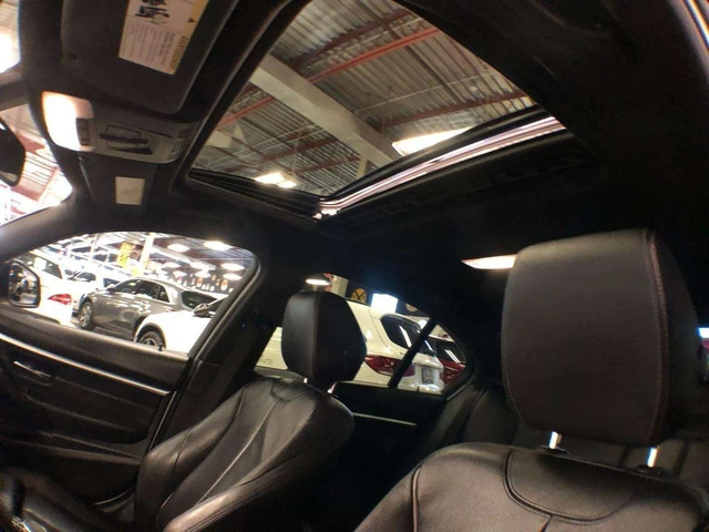 BMW 330 * xDrive * CARFAX * ЦЕНА ДО БГ - автомобили, коли, обяви за нови и употребявани 11