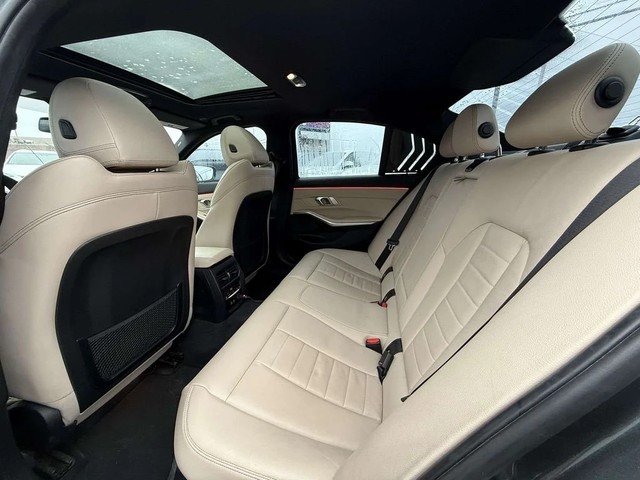 BMW 330 * xDrive * CARFAX * ЦЕНА ДО БГ - автомобили, коли, обяви за нови и употребявани 16