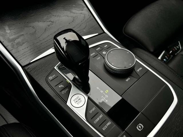 BMW 330 * xDrive * CARFAX * ЦЕНА ДО БГ - автомобили, коли, обяви за нови и употребявани 16