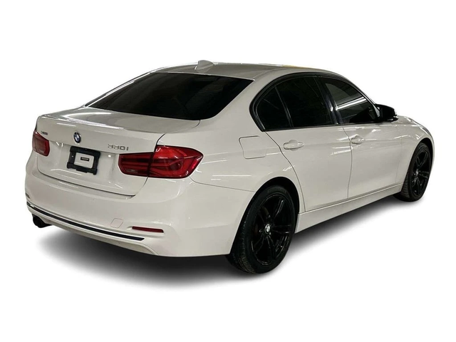 BMW 330 * xDrive * CARFAX * ЦЕНА ДО БГ - автомобили, коли, обяви за нови и употребявани 5