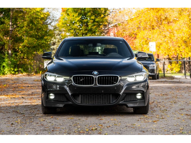 BMW 330 * xDrive * CARFAX * ЦЕНА ДО БГ - автомобили, коли, обяви за нови и употребявани 1