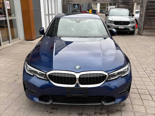 BMW 330 * 330i xDrive * CARFAX * ЦЕНА ДО БГ - автомобили, коли, обяви за нови и употребявани 4
