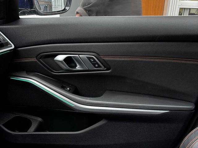 BMW 330 * 330i xDrive * CARFAX * ЦЕНА ДО БГ - автомобили, коли, обяви за нови и употребявани 9