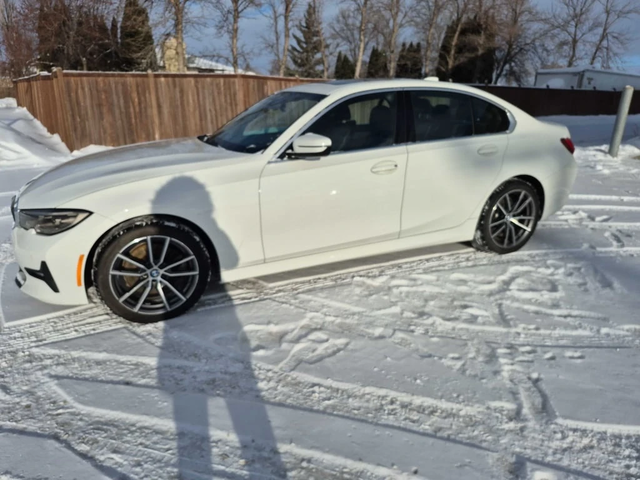 BMW 330 * 330i xDrive * CARFAX * ЦЕНА ДО БГ - автомобили, коли, обяви за нови и употребявани 0