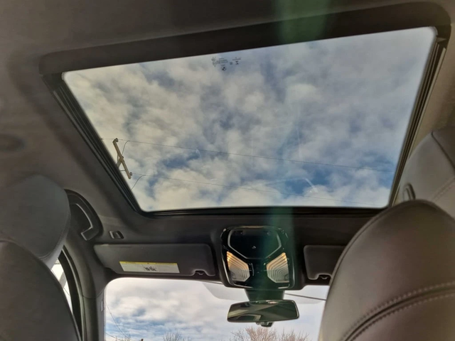 BMW 330 * 330i xDrive * CARFAX * ЦЕНА ДО БГ - автомобили, коли, обяви за нови и употребявани 11