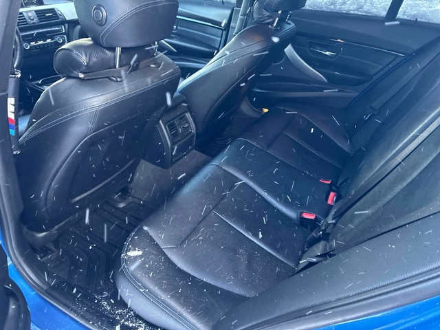 BMW 330 * 330i xDrive * CARFAX * ЦЕНА ДО БГ - автомобили, коли, обяви за нови и употребявани 10