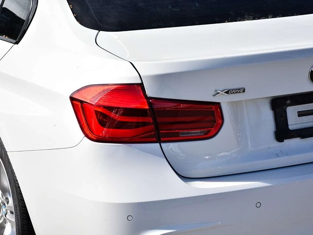 BMW 330 * xDrive SA * CARFAX * ЦЕНА ДО БГ - автомобили, коли, обяви за нови и употребявани 8