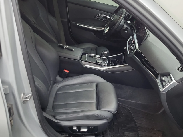 BMW 330 i 2.0 XDRIVE - автомобили, коли, обяви за нови и употребявани 11