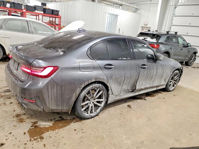 BMW 330 - автомобили, коли, обяви за нови и употребявани 3