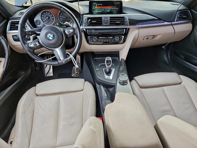 BMW 330 - автомобили, коли, обяви за нови и употребявани 9