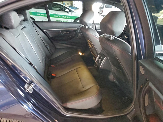 BMW 330 - автомобили, коли, обяви за нови и употребявани 10