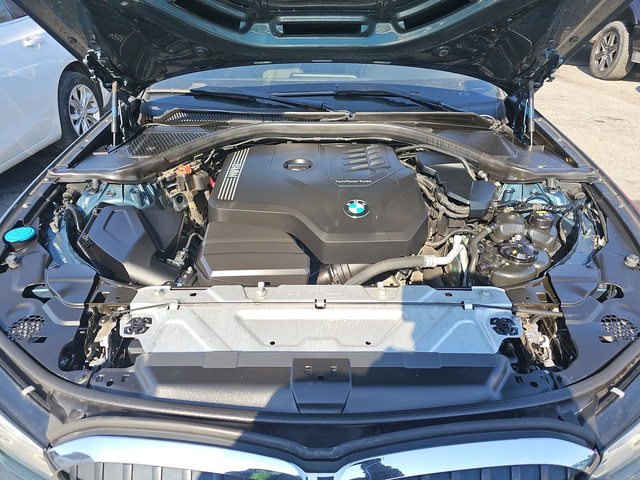 BMW 330 i xDrive - автомобили, коли, обяви за нови и употребявани 15