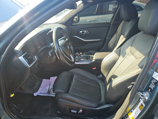 BMW 330 i xDrive - автомобили, коли, обяви за нови и употребявани 7