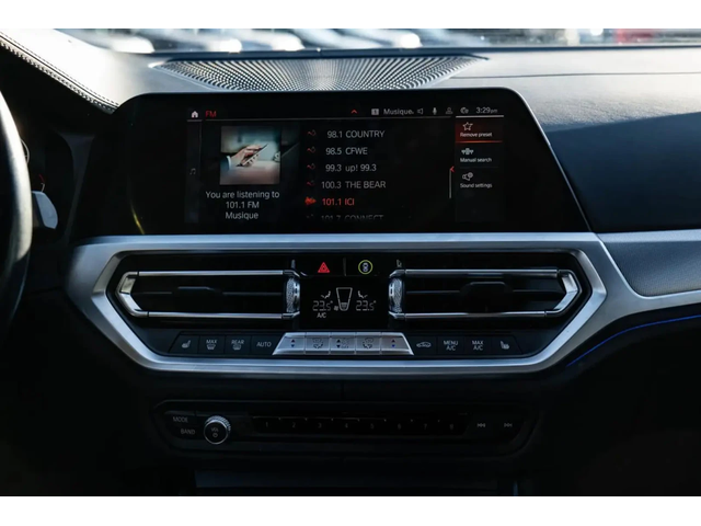 BMW 330 xDrive* M-pack* LASER* Distr* Harman/Kardon* 360* - автомобили, коли, обяви за нови и употребявани 10