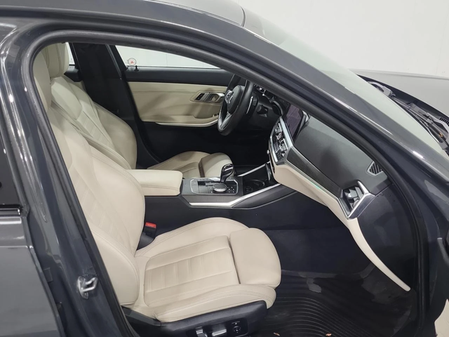 BMW 330 * M PACK* 360CAM* DISTRONIC* PANO* - автомобили, коли, обяви за нови и употребявани 13