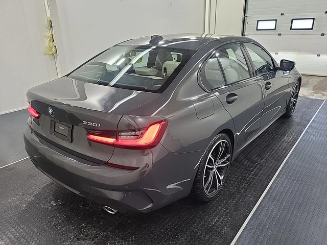 BMW 330 * M PACK* 360CAM* DISTRONIC* PANO* - автомобили, коли, обяви за нови и употребявани 2