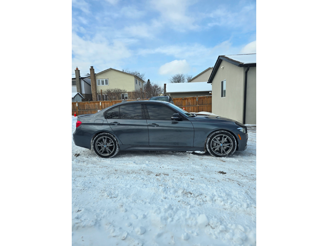 BMW 330 M-pack* Xdrive* Harman kardon* 360view* Дигитал* - автомобили, коли, обяви за нови и употребявани 2