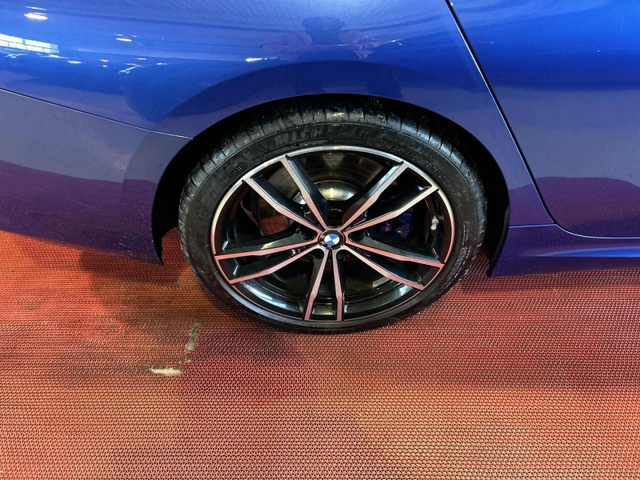 BMW 330 M-pkg* Shadow* Harman/Kardon* Подгрев* Пано* Ambie - автомобили, коли, обяви за нови и употребявани 7