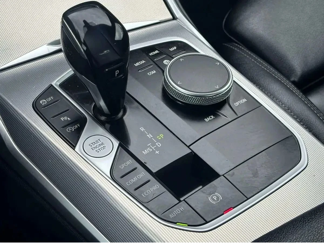 BMW 330 M-pkg* Keyless* Apple Carplay* Wireless* BackupCam - автомобили, коли, обяви за нови и употребявани 13