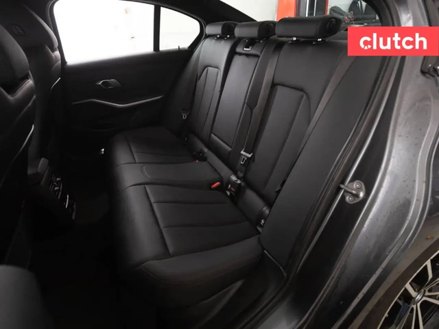 BMW 330 M-PKG* Apple CarPlay* xDrive* Rear View* - автомобили, коли, обяви за нови и употребявани 9