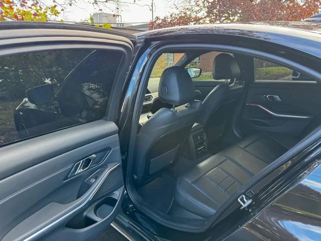 BMW 330 M-pkg* Xdrive* Apple CarPlay* Brake assist* Keyles - автомобили, коли, обяви за нови и употребявани 9