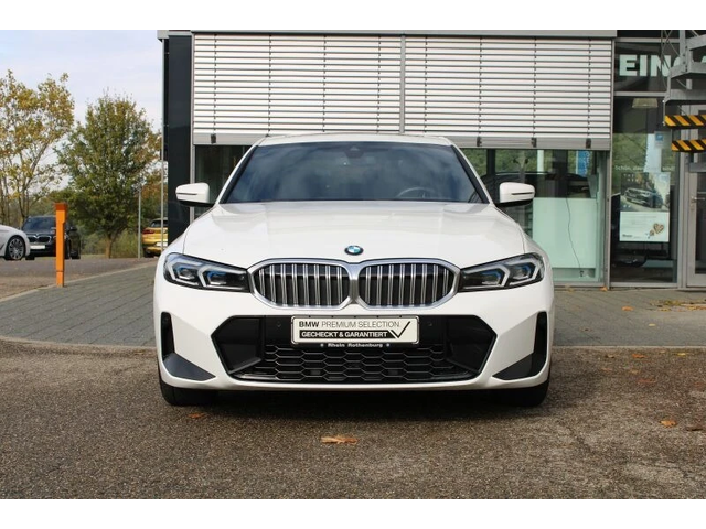 BMW 330 M Sport Facelift - автомобили, коли, обяви за нови и употребявани 0