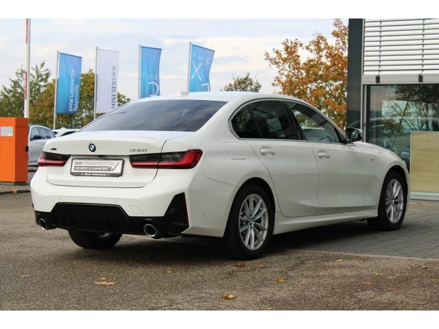 BMW 330 M Sport Facelift - автомобили, коли, обяви за нови и употребявани 3