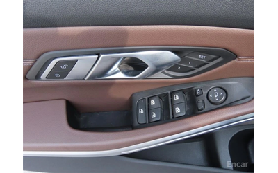 BMW 330 * xDrive* M-Sport* КОЖА* ПОДГРЕВ* ШИБИДАХ* - автомобили, коли, обяви за нови и употребявани 8