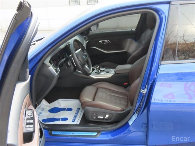 BMW 330 * xDrive* M-Sport* КОЖА* ПОДГРЕВ* ШИБИДАХ* - автомобили, коли, обяви за нови и употребявани 9