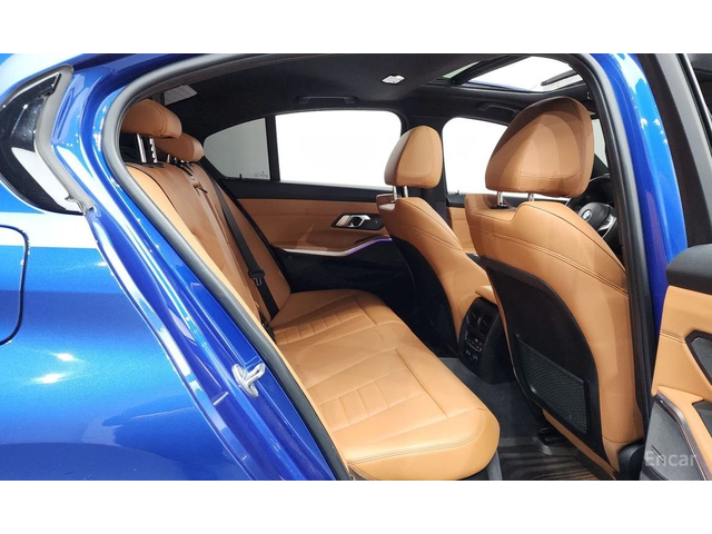 BMW 330 i M Sport* LASER* HARMAN KARDON* HEAD-UP* 360 CAM* - автомобили, коли, обяви за нови и употребявани 14