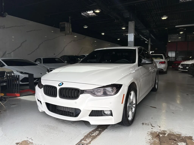 BMW 330 * xDrive * * HeadUp* AвтоКредит* (ЦЕНА ДО БГ) - автомобили, коли, обяви за нови и употребявани 0