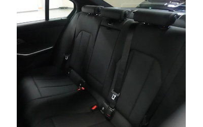 BMW 330 i * M-Package* HeadUp * АвтоКредит * (ЦЕНА ДО БГ) - автомобили, коли, обяви за нови и употребявани 12