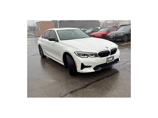 BMW 330 xDrive AWD* АвтоКредит* (Цена до БГ) - автомобили, коли, обяви за нови и употребявани 1