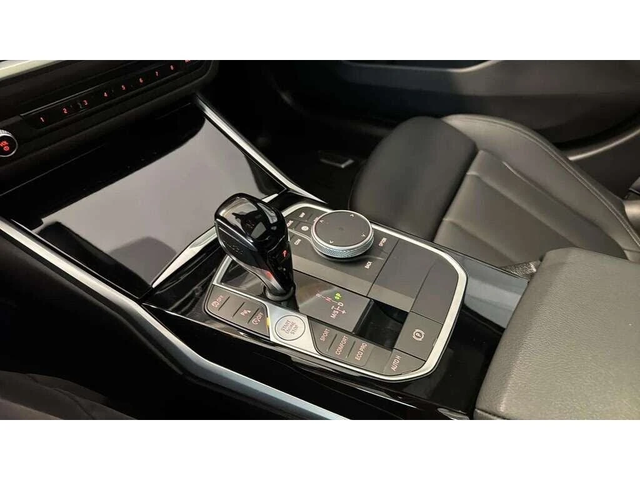 BMW 330 * xDrive * * HeadUp* AвтоКредит* (ЦЕНА ДО БГ) - автомобили, коли, обяви за нови и употребявани 13