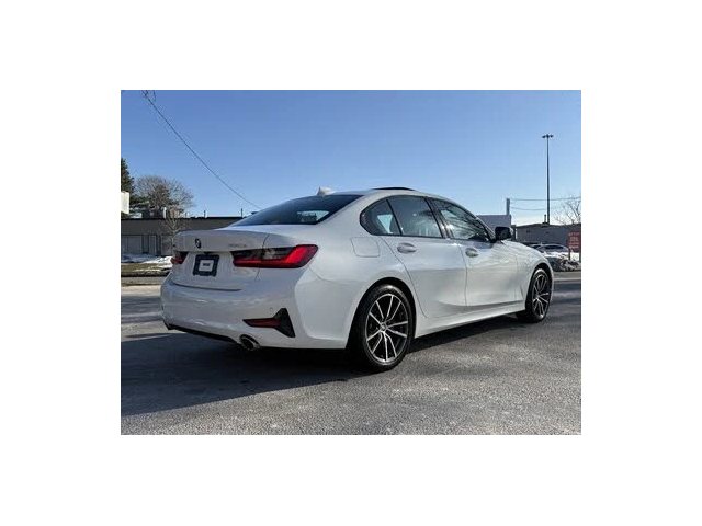 BMW 330 e * xdrive* * HeadUp* AвтоКредит* (ЦЕНА ДО БГ) - автомобили, коли, обяви за нови и употребявани 4