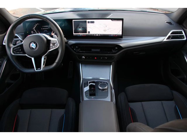 BMW 330 xDrive Touring ACC* LED* - автомобили, коли, обяви за нови и употребявани 4