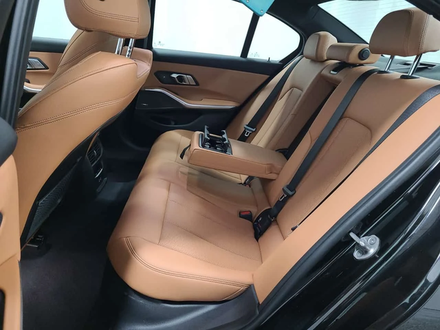 BMW 330 xDrive * Без инциденти * CARFAX * От BMW * - автомобили, коли, обяви за нови и употребявани 9
