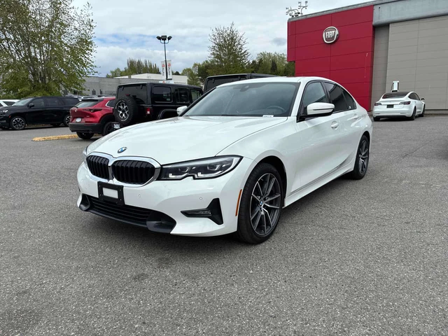 BMW 330 i xDrive/ПОДГРЕВИ/ШИБИДАХ/360 CAM - автомобили, коли, обяви за нови и употребявани 0