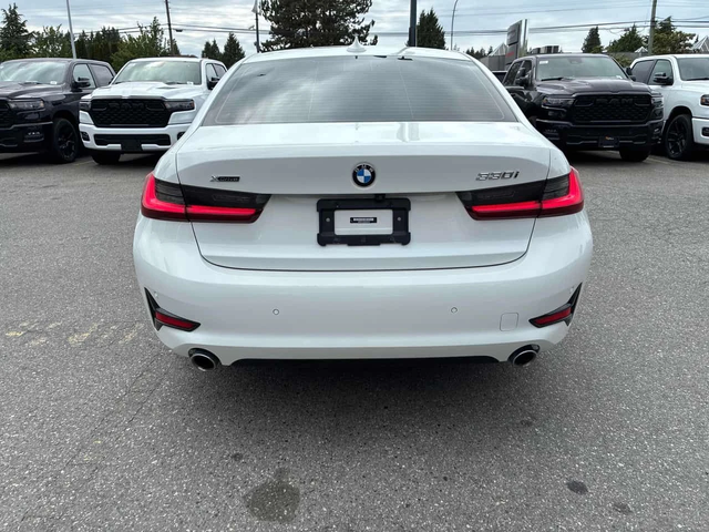 BMW 330 i xDrive/ПОДГРЕВИ/ШИБИДАХ/360 CAM - автомобили, коли, обяви за нови и употребявани 4