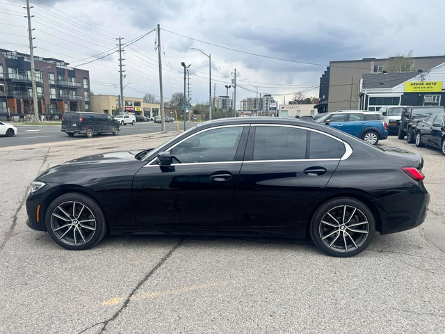BMW 330 * 330i xDrive * CARFAX * ШИБИДАХ * BLIND SPOT * - автомобили, коли, обяви за нови и употребявани 1