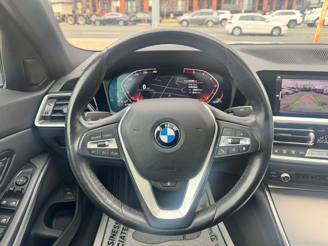 BMW 330 * 330i xDrive * CARFAX * ШИБИДАХ * BLIND SPOT * - автомобили, коли, обяви за нови и употребявани 9
