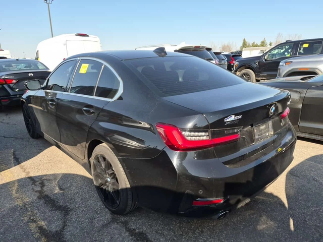 BMW 330 * XDRIVE * CARFAX * 2 КЛЮЧА * ПАНОРАМА * - автомобили, коли, обяви за нови и употребявани 3