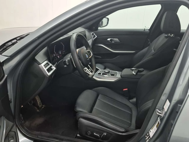 BMW 330 I xDrive * HARMAN/KARDON* ПОДГРЕВИ* ШИБИДАХ* - автомобили, коли, обяви за нови и употребявани 4