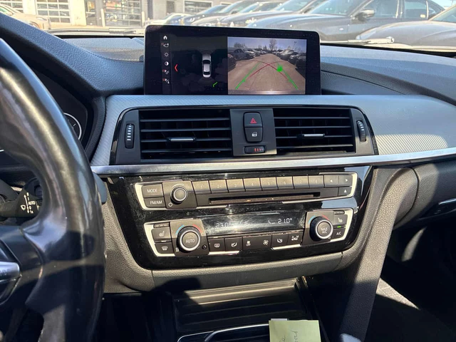 BMW 700 xDrive / CAMERA / ПОДГРЕВИ / КЛИП НА МОТОРА - автомобили, коли, обяви за нови и употребявани 8