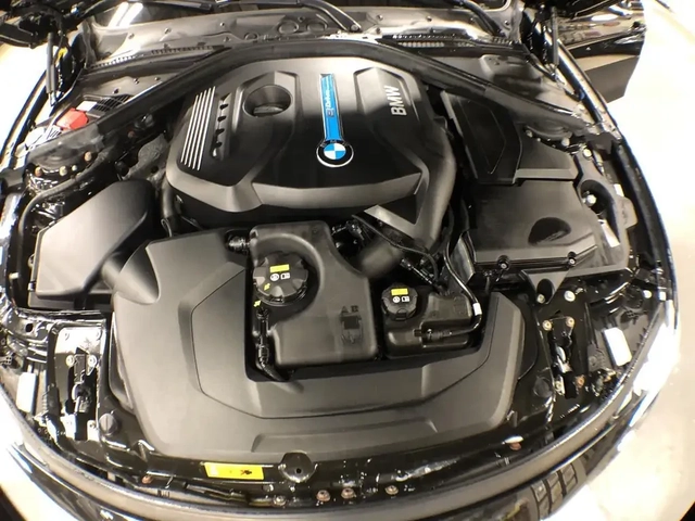 BMW 700 PLUG IN HYBRID * 330e - автомобили, коли, обяви за нови и употребявани 13