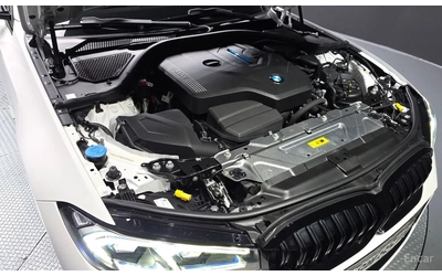 BMW 330 HYBRID* M* SPORT* LASER* ДИСТРОНИК* ХЕДЪП* 360КАМЕ - автомобили, коли, обяви за нови и употребявани 16