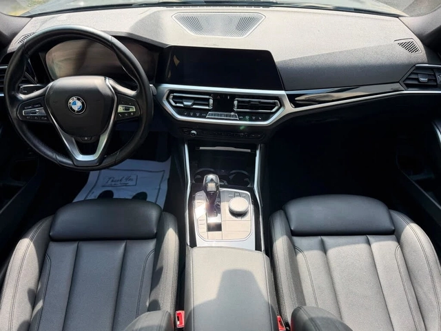 BMW 330 xDrive* DISTRONIC* LANE* ПОДГРЕВ + ВОЛАН - автомобили, коли, обяви за нови и употребявани 4