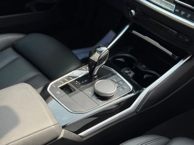 BMW 330 xDrive* DISTRONIC* LANE* ПОДГРЕВ + ВОЛАН - автомобили, коли, обяви за нови и употребявани 5