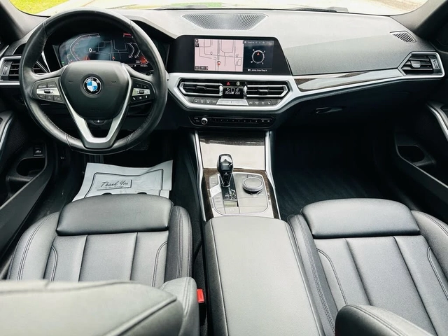 BMW 330 xDrive* DISTRONIC* LANE* ПОДГРЕВ + ВОЛАН - автомобили, коли, обяви за нови и употребявани 4