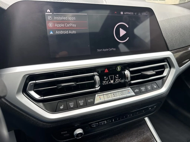 BMW 330 xDrive* DISTRONIC* LANE* ПОДГРЕВ + ВОЛАН - автомобили, коли, обяви за нови и употребявани 6